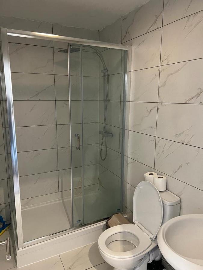 Modern Apartment In London Финчли Экстерьер фото
